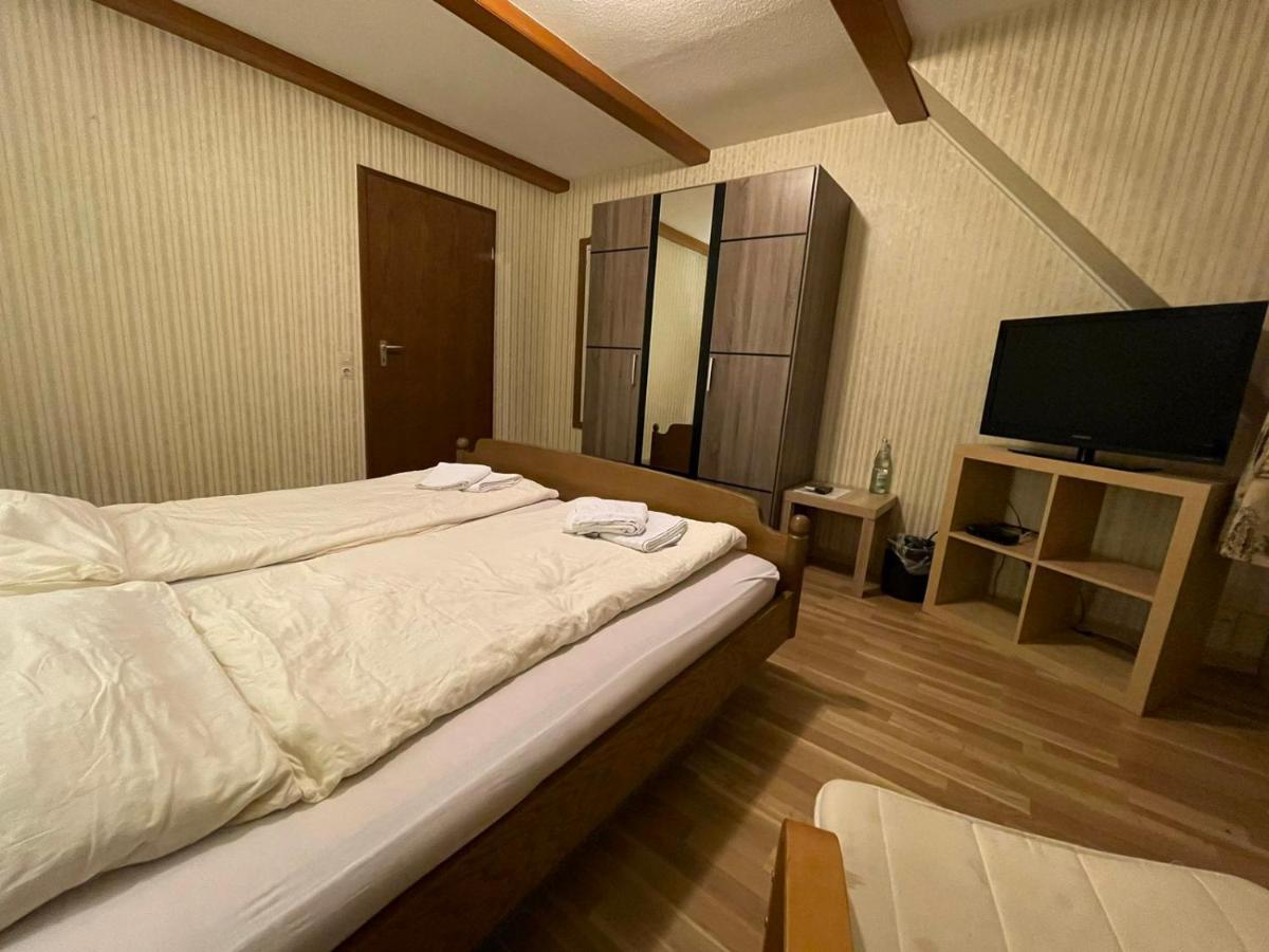 Beny Hotel Restaurant Hertingen Eksteriør bilde