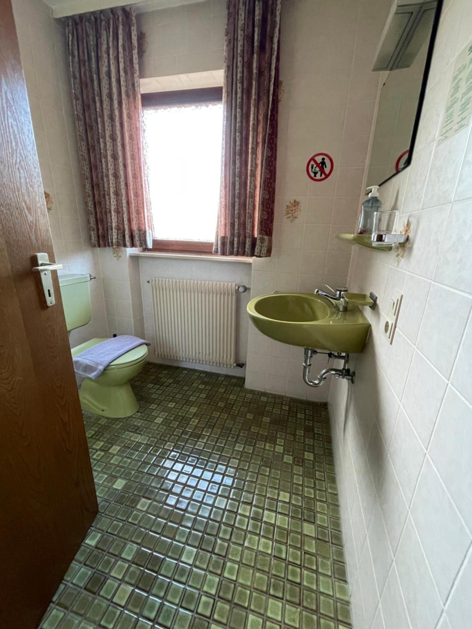 Beny Hotel Restaurant Hertingen Eksteriør bilde