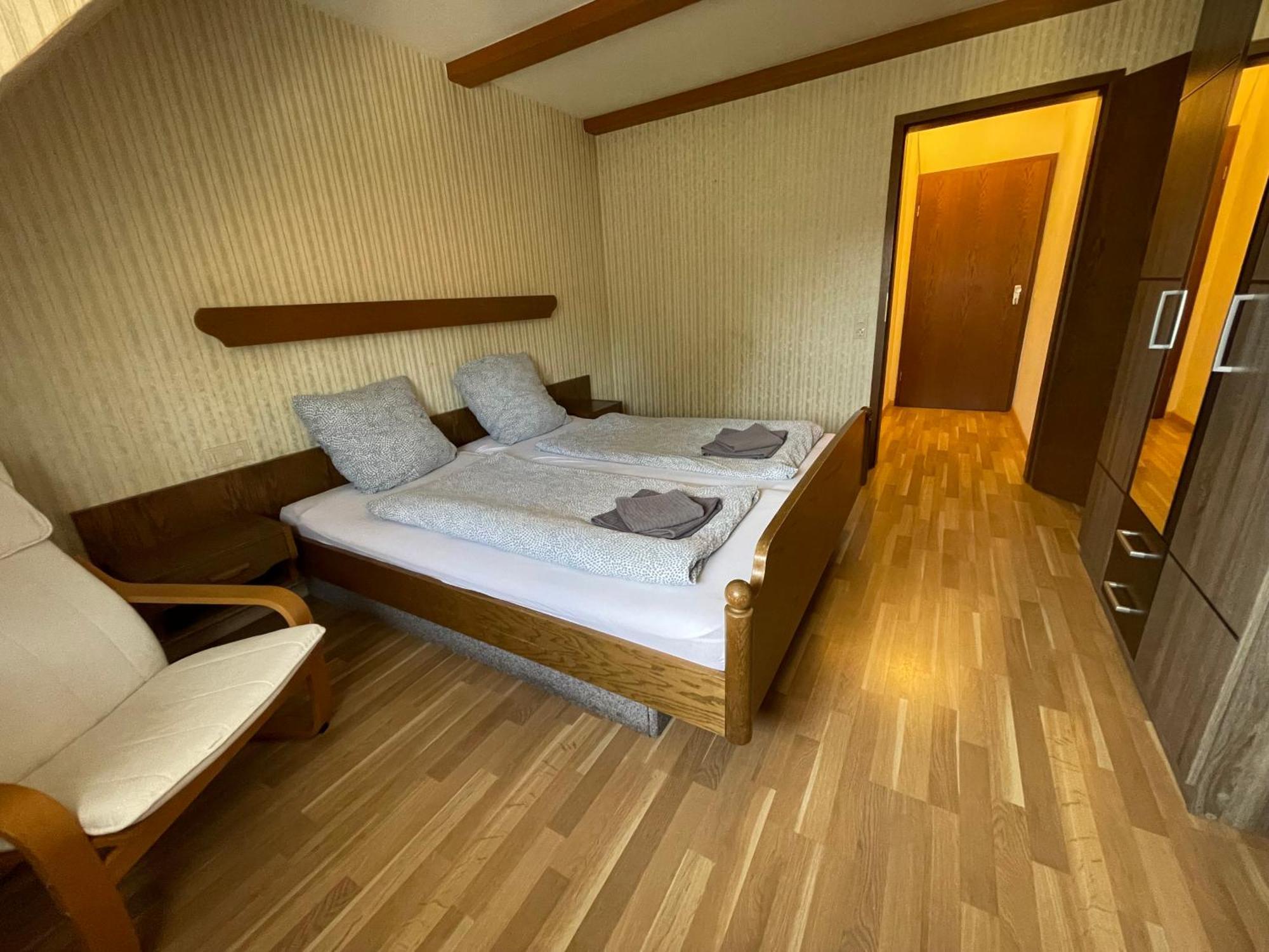 Beny Hotel Restaurant Hertingen Eksteriør bilde
